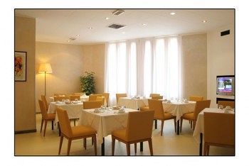 Hotel Grand President